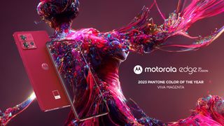 Motorola's prettiest cellular phone is making its plot to the US in a placing coloration thumbnail