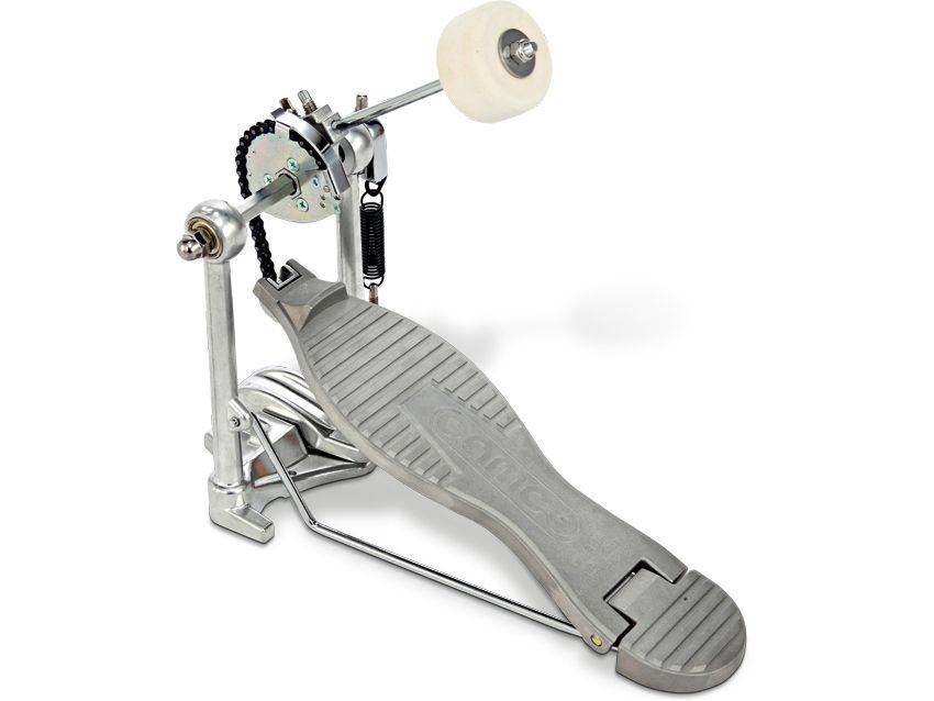 The Camco's design is slight, uncomplicated and retro.
