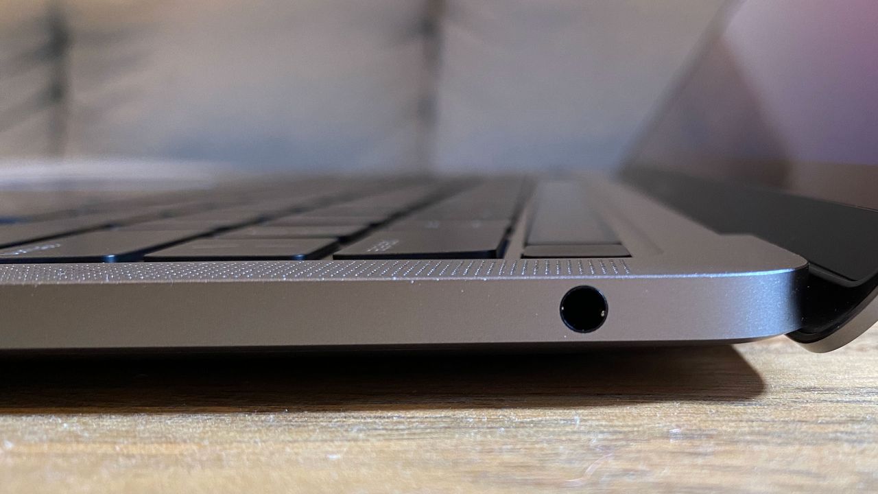 Apple MacBook Pro 13-inch (M1)