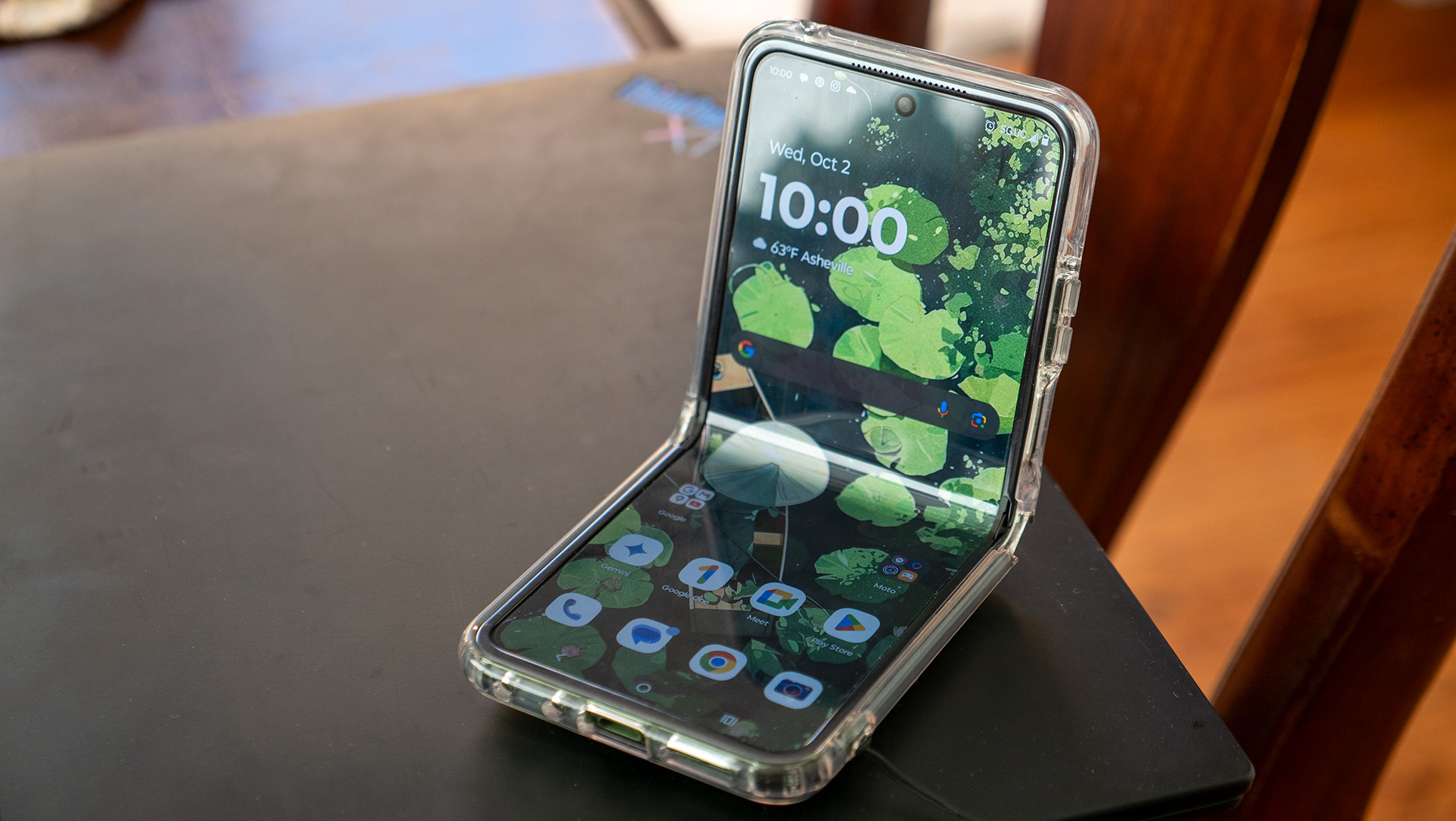 Motorola Razr Plus 2024 in flex mode on the table