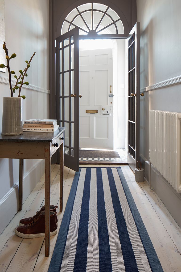 Hallway rugs: 10 ideas to add style to 