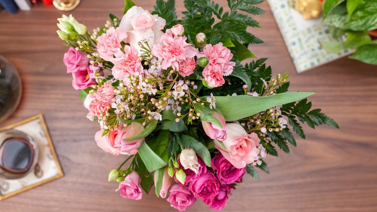 Buy Letterbox Flowers For Mother S Day And Get Free Delivery From Bloom Wild T3