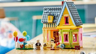 Disney Up Lego set with house and mini figures