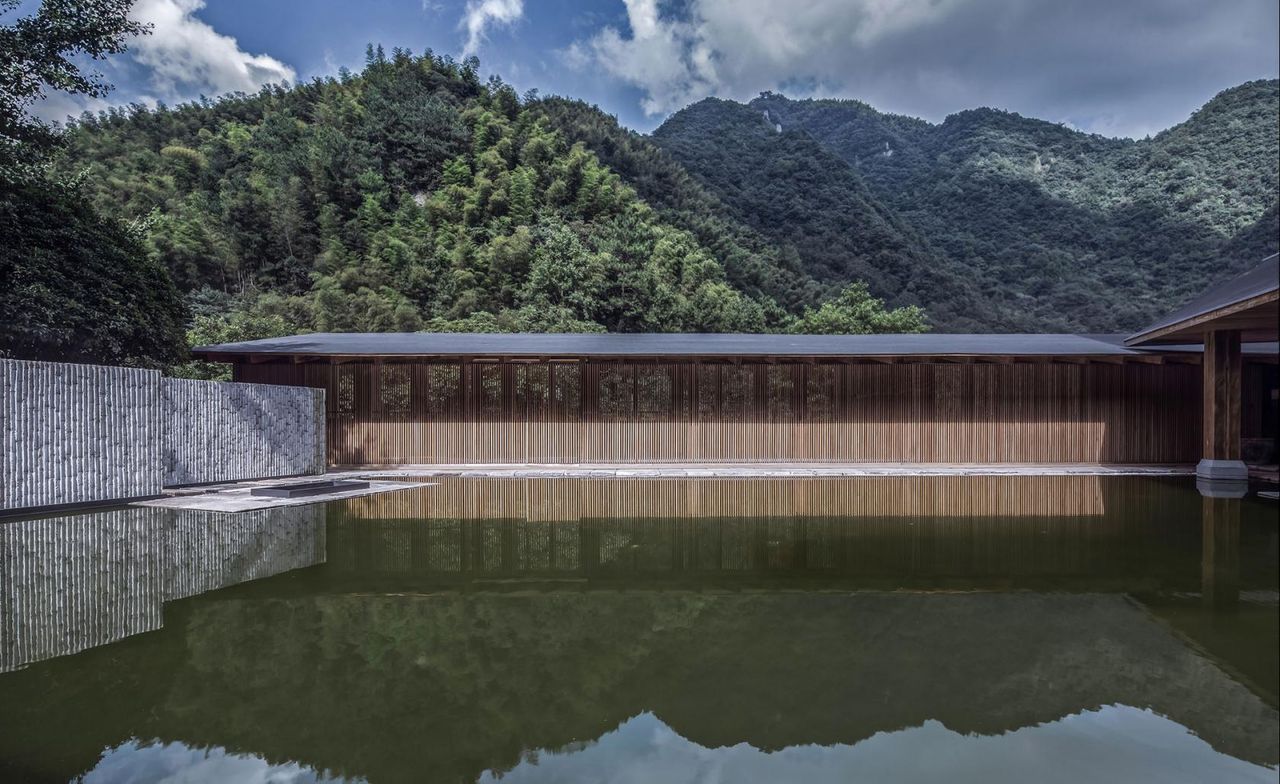 Continuation Studio redesigns Hangzhou&#039;s Yule Mountain hotel