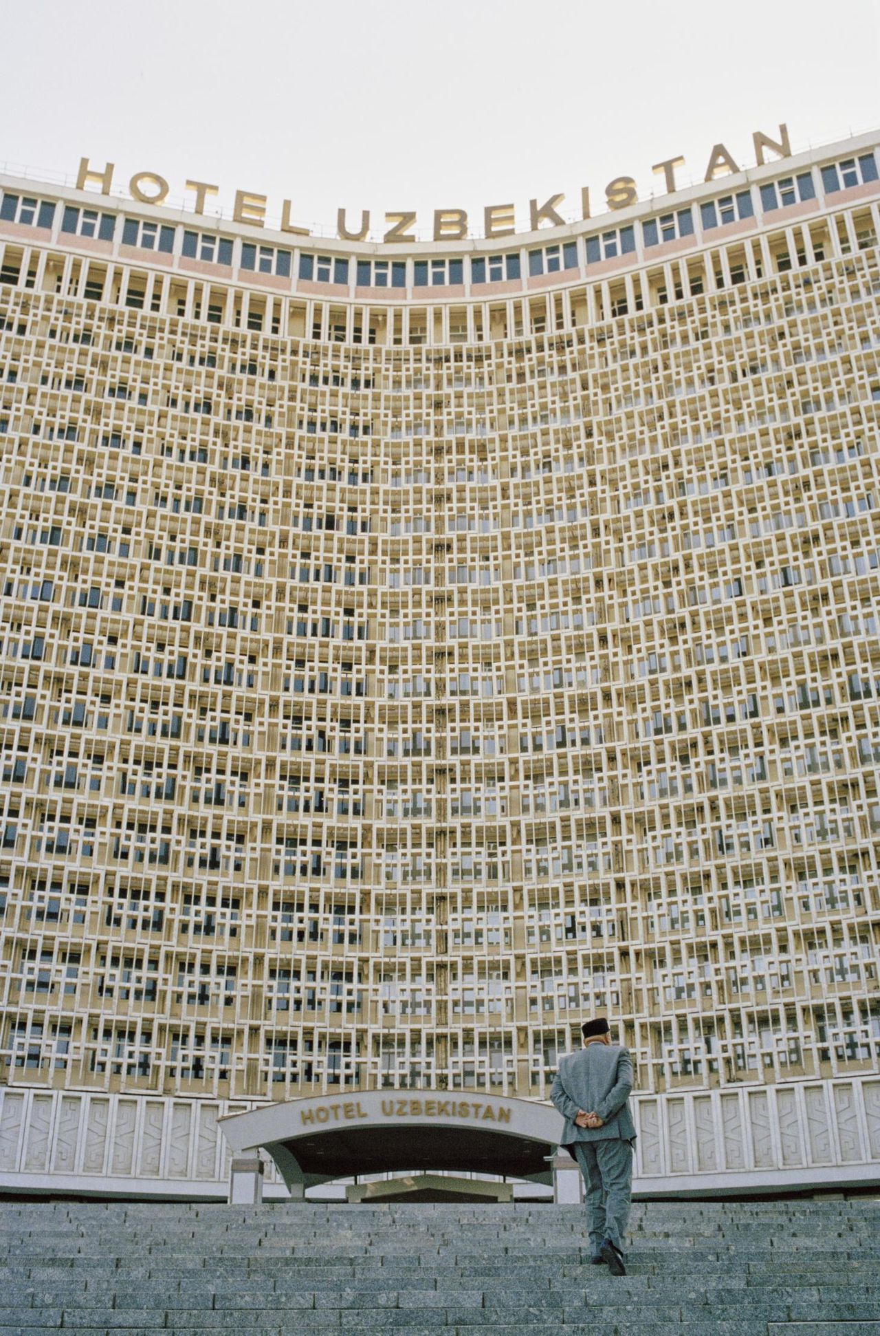 Front view of a hotel.