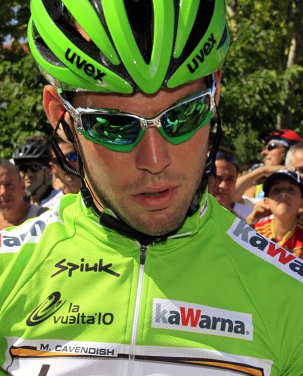 Points leader Mark Cavendish (HTC - Columbia) awaits the start of stage eight.