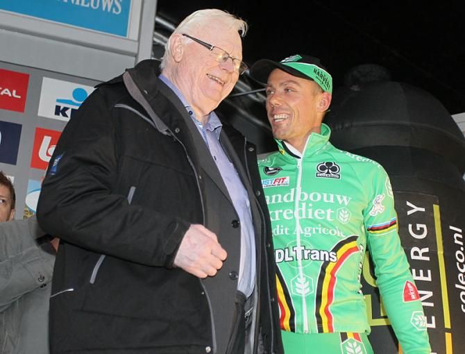 Etienne Gevaert and Sven Nys chat after the race