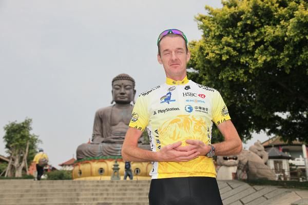 David McCann (Giant Asia) kept the yellow jersey