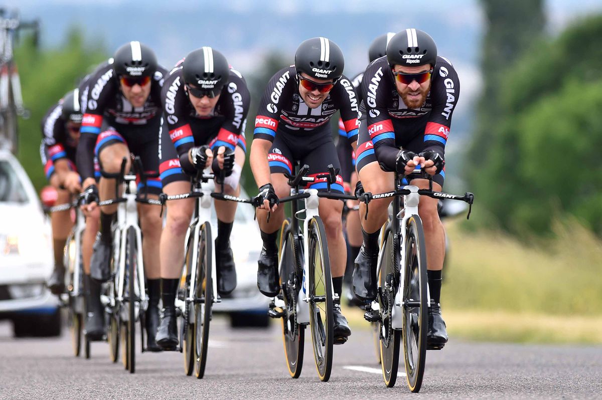 Not sure that beard is aero