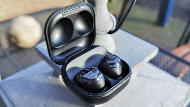 Best True Wireless Earbuds (TWS) Under Rs 10,000 In India For 2024 ...