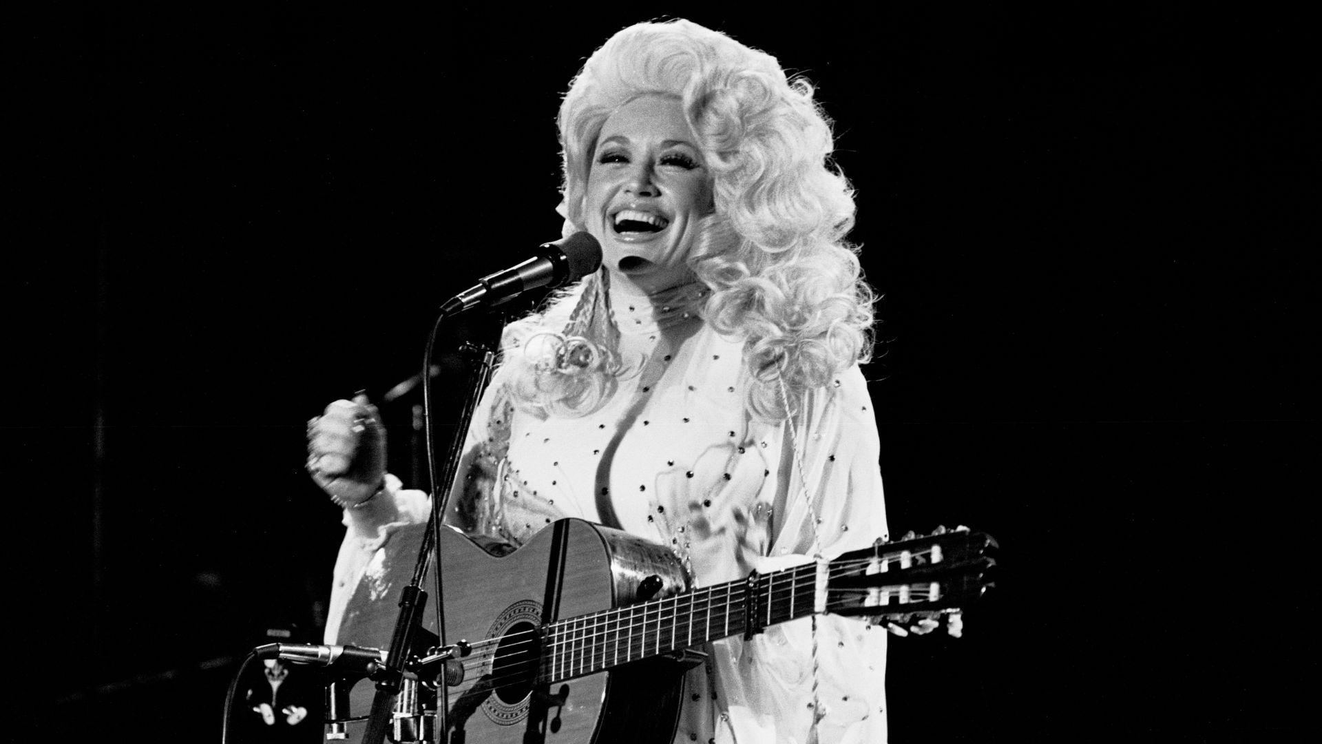 Dolly Parton performing live on stage in New York in August 1978