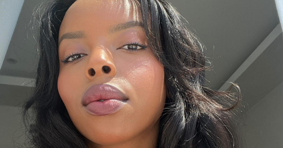 According to an Aesthetician, This Key Fatty Acid Helps Curb Breakouts in a Big Way