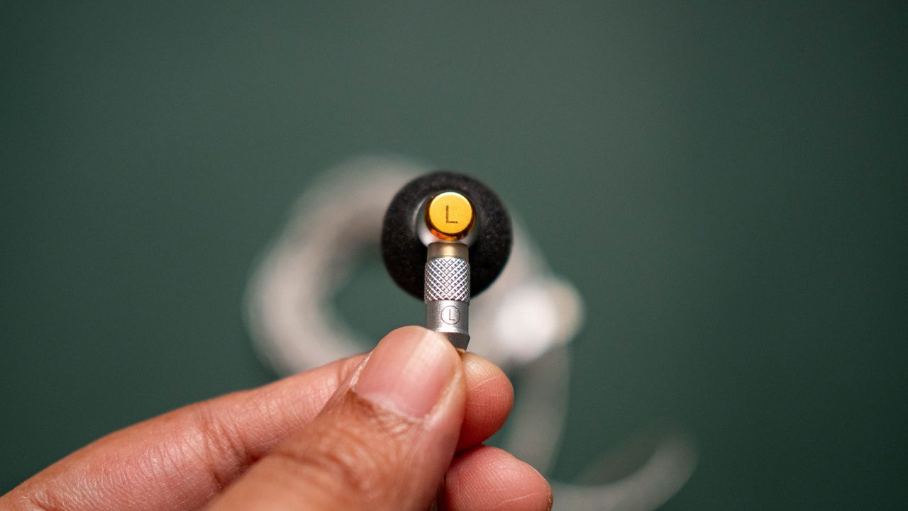 Sivga M260 flat-head buds