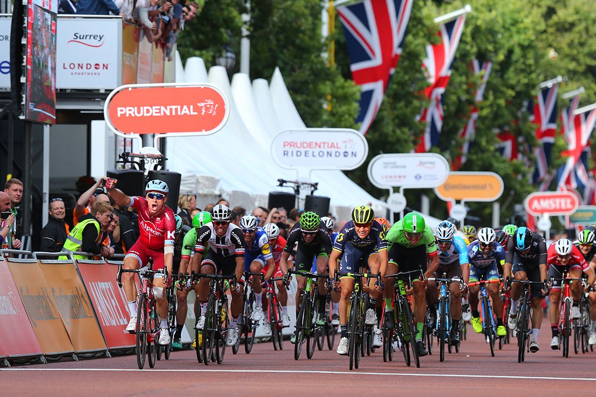 Alexander Kristoff wins the RideLondon Classic.