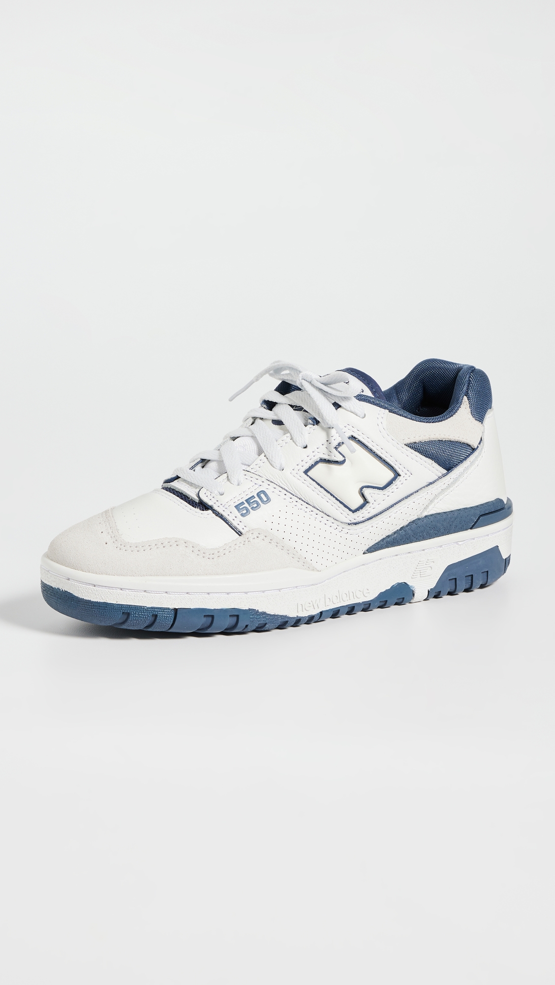 550 Sneakers