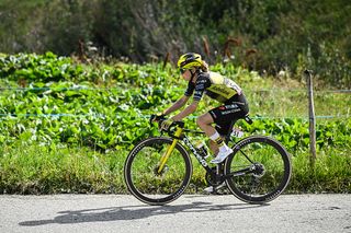 Pauline Ferrand-Prévot goes solo to win stage 8 on the Col de la Madeleine at the 2025 Tour de France Femmes