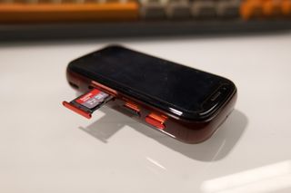 Closeup of microSD card slot in the Unihertz Jelly Star.