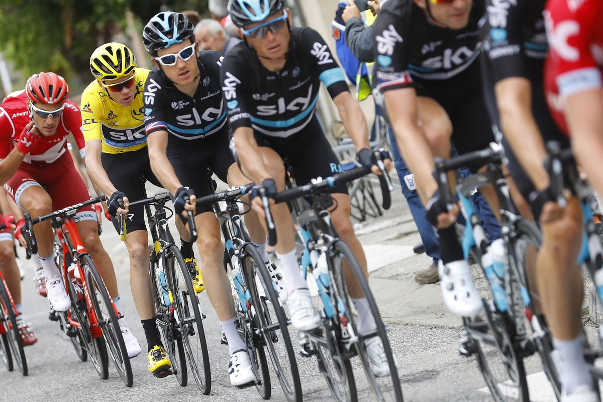 Team Sky controls the race for Froome