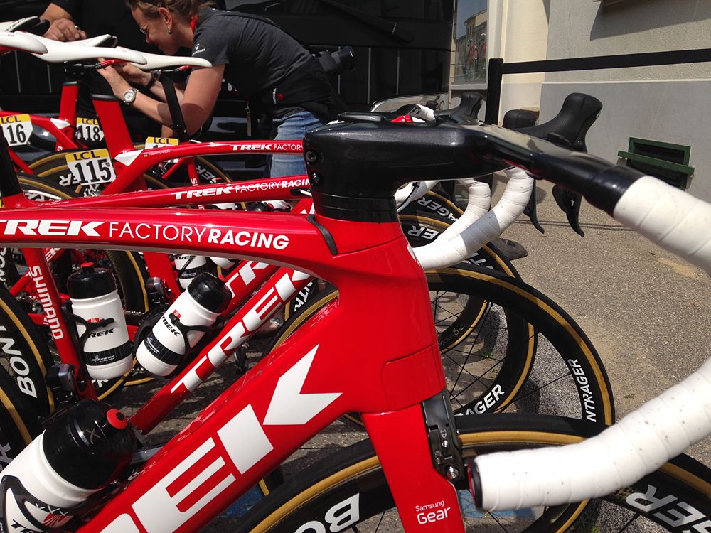 The head tube from the side