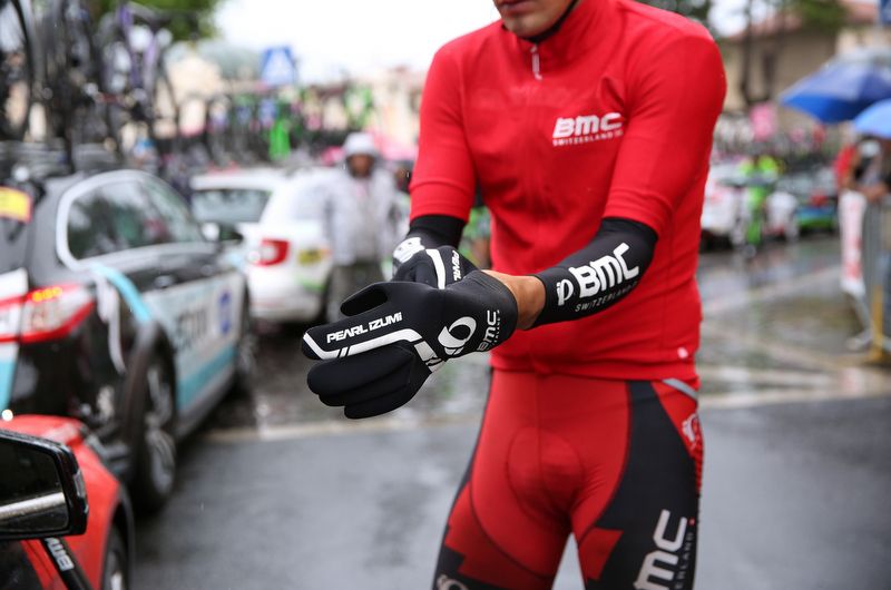 Silvan Dillier (BMC) prepares for the stage