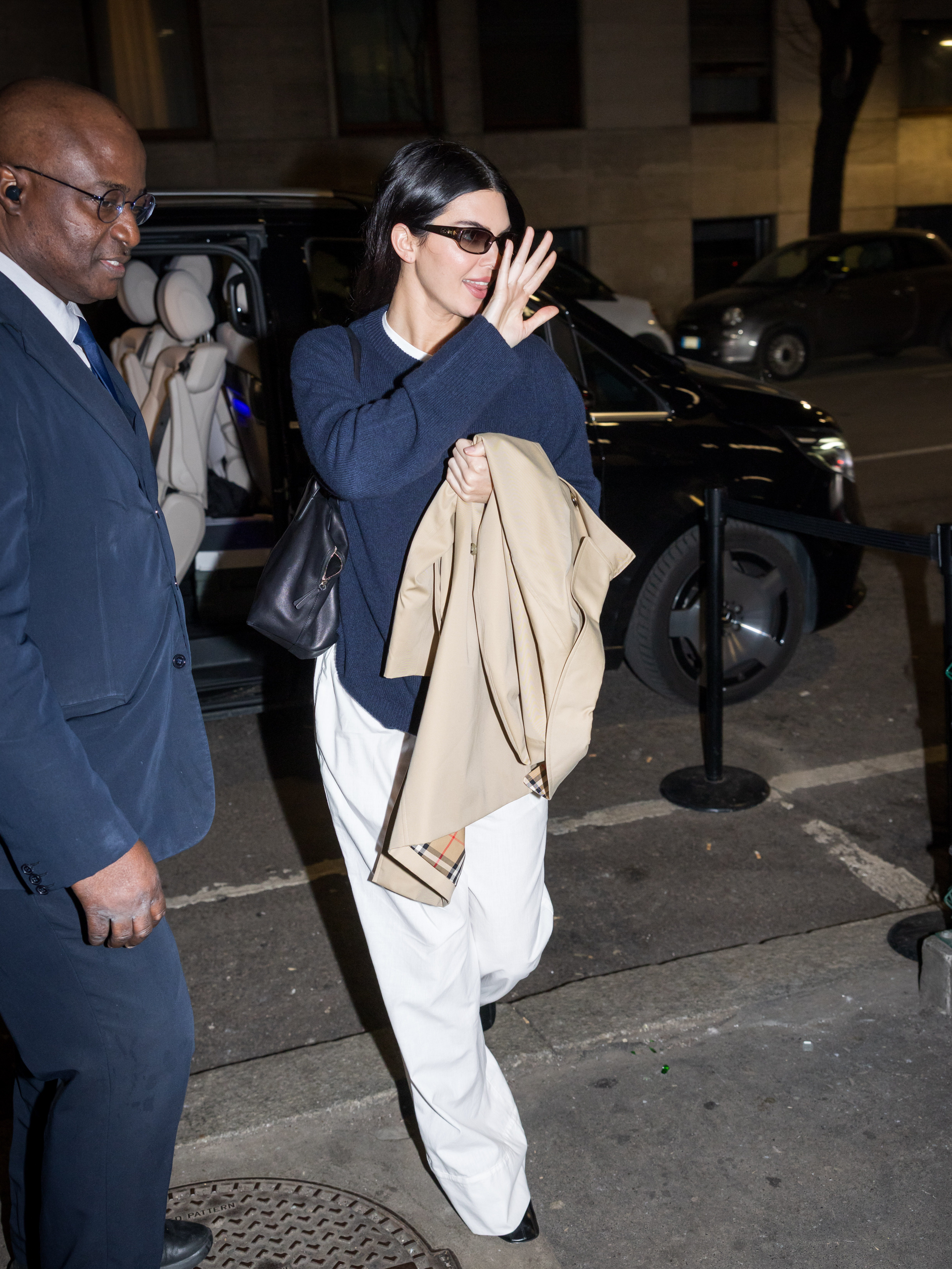 kendall jenner street style moment