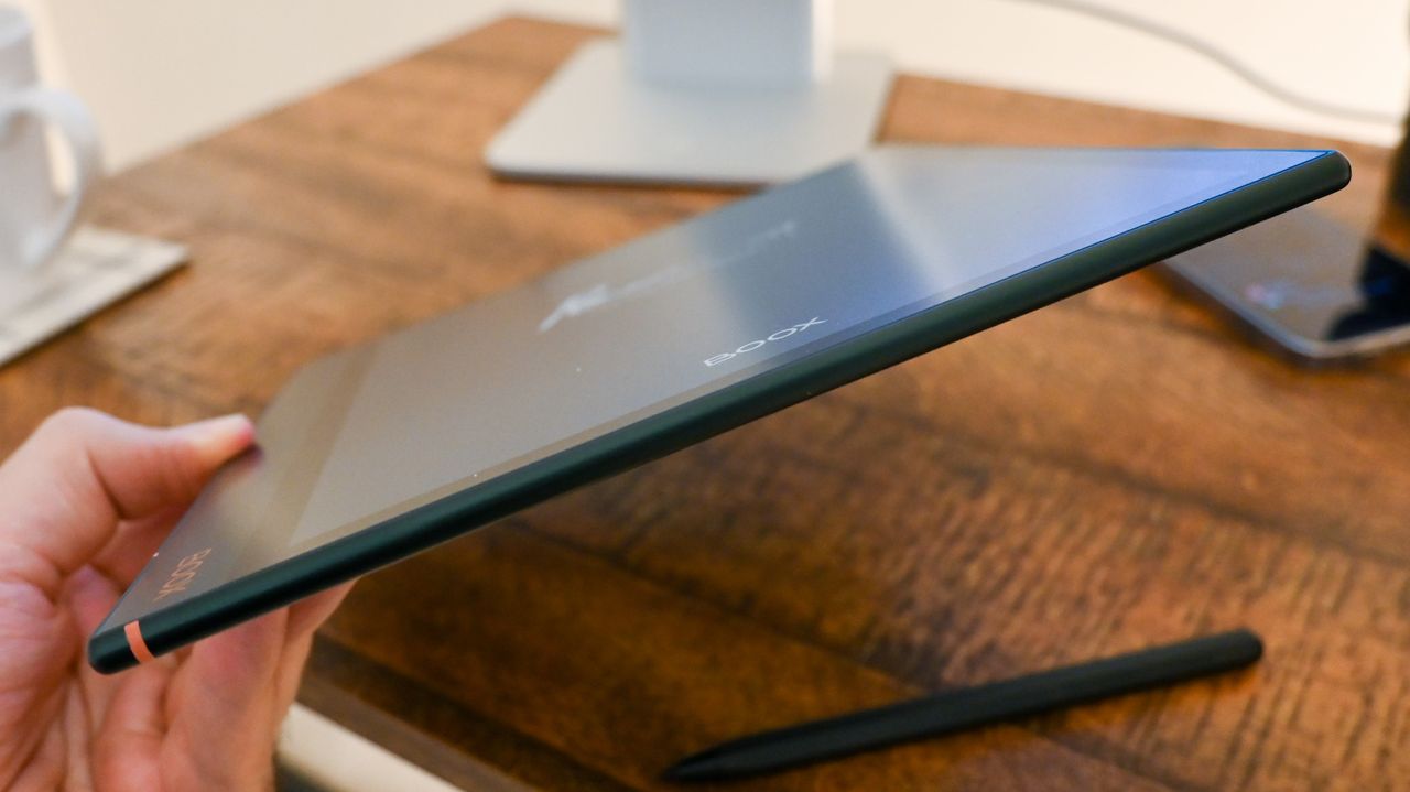 A photo of the Onyx Boox Note Air 2