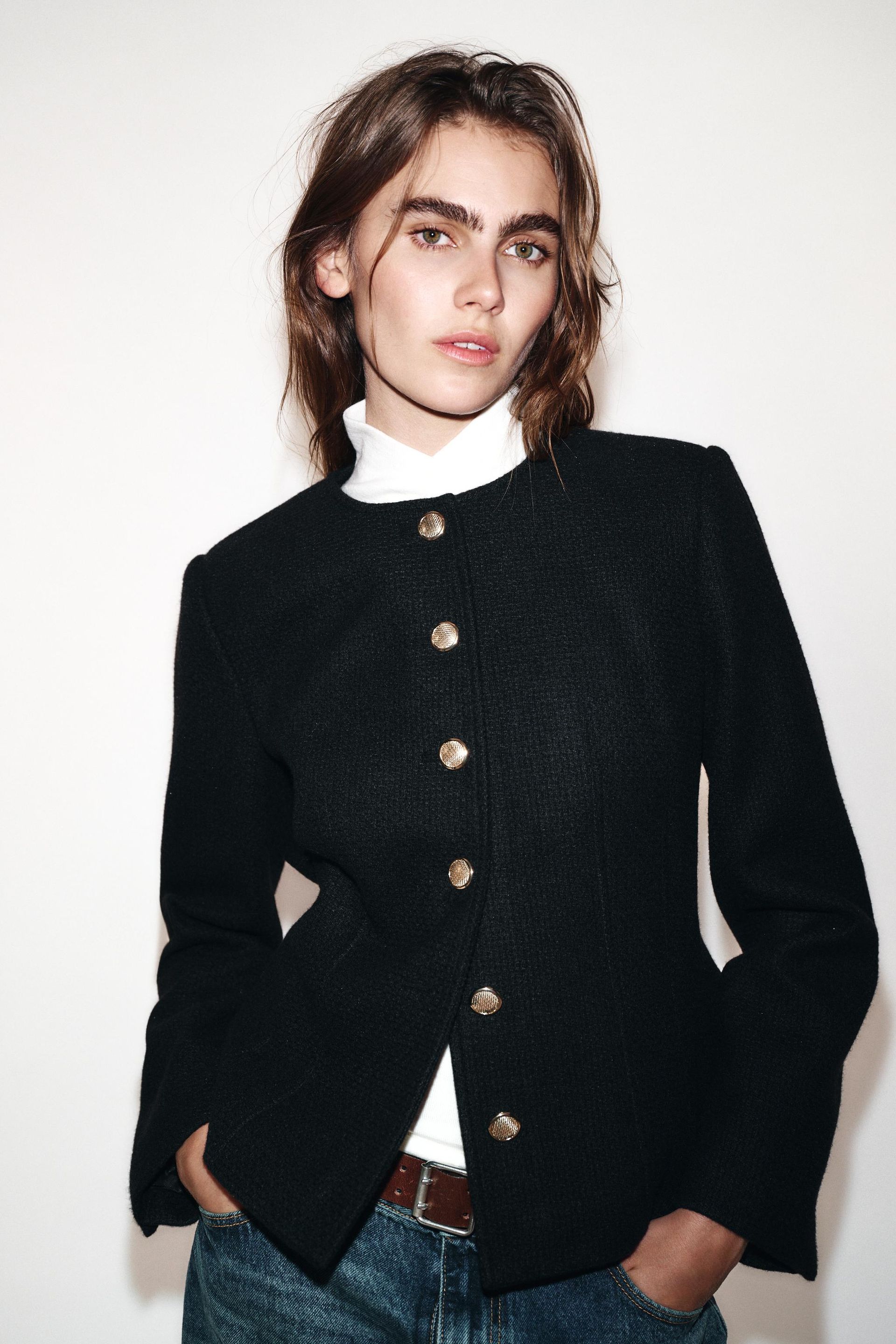 Fitted Round Neck Blazer