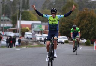 Chris Harper (Bennelong SwissWellness) wins the Oceania road race title