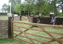 Fence_17ab.JPG