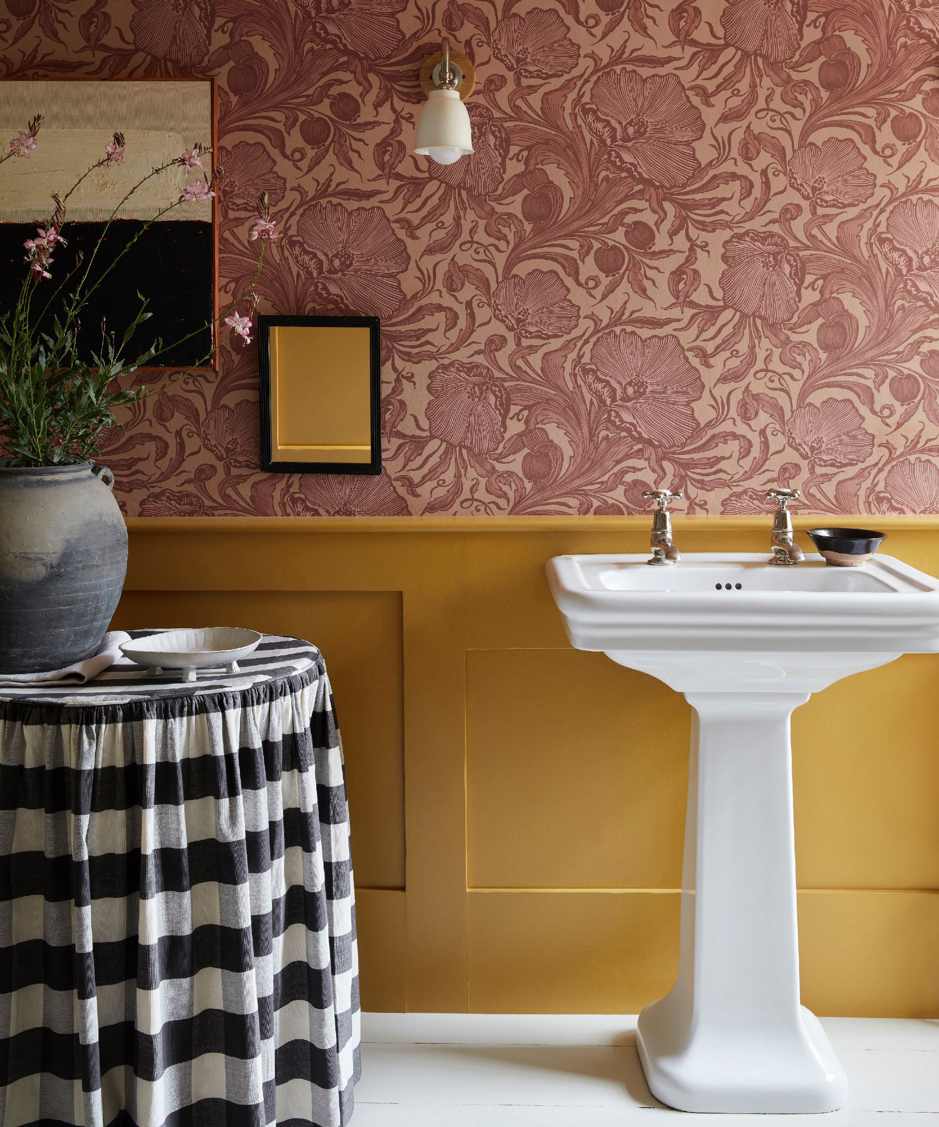 15 guest bathroom ideas — give yours the 5 star treatment | Real Homes