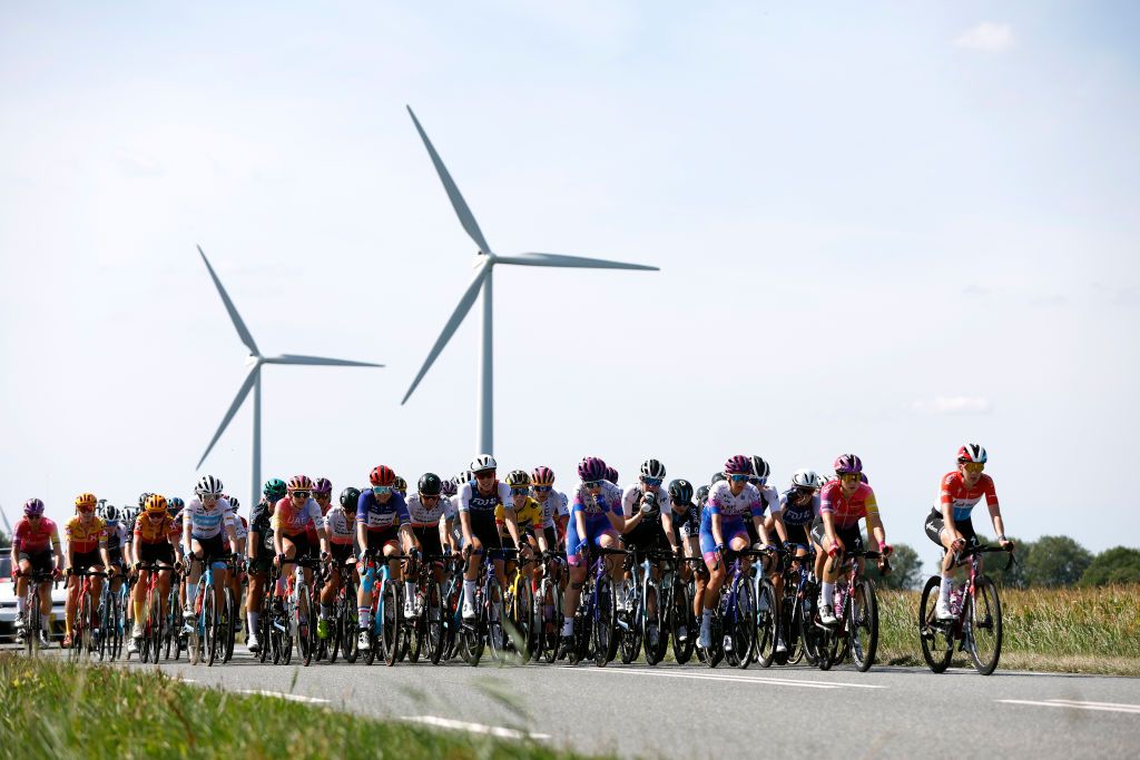 LELYSTAD NETHERLANDS AUGUST 30 A general view of the peloton passing through a landscape during the 25th Simac Ladies Tour 2022 Stage 1 a 1412km stage from Lelystad to Lelystad SLT2022 UCIWWT on August 30 2022 in Lelystad Netherlands Photo by Bas CzerwinskiGetty Images