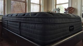 Close up of the corner of the Beautyrest Black K-Class Plush Pillow Top mattress