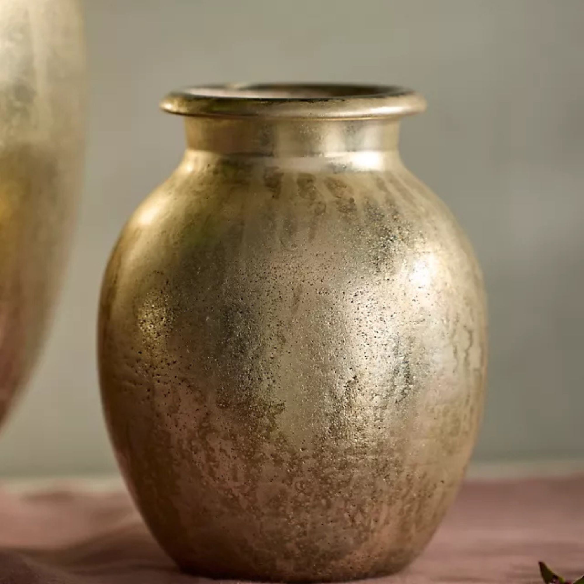 Rounded Silver Glass Vase (Medium)