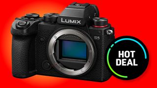 I can't believe the Panasonic S5 is so cheap at $997.99 this Black Friday 