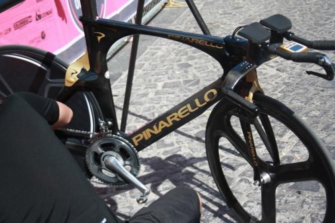 The Pinarello Bolide Team Sky prepared for the race was put to one side as Wiggins opted to ride his backup Graal