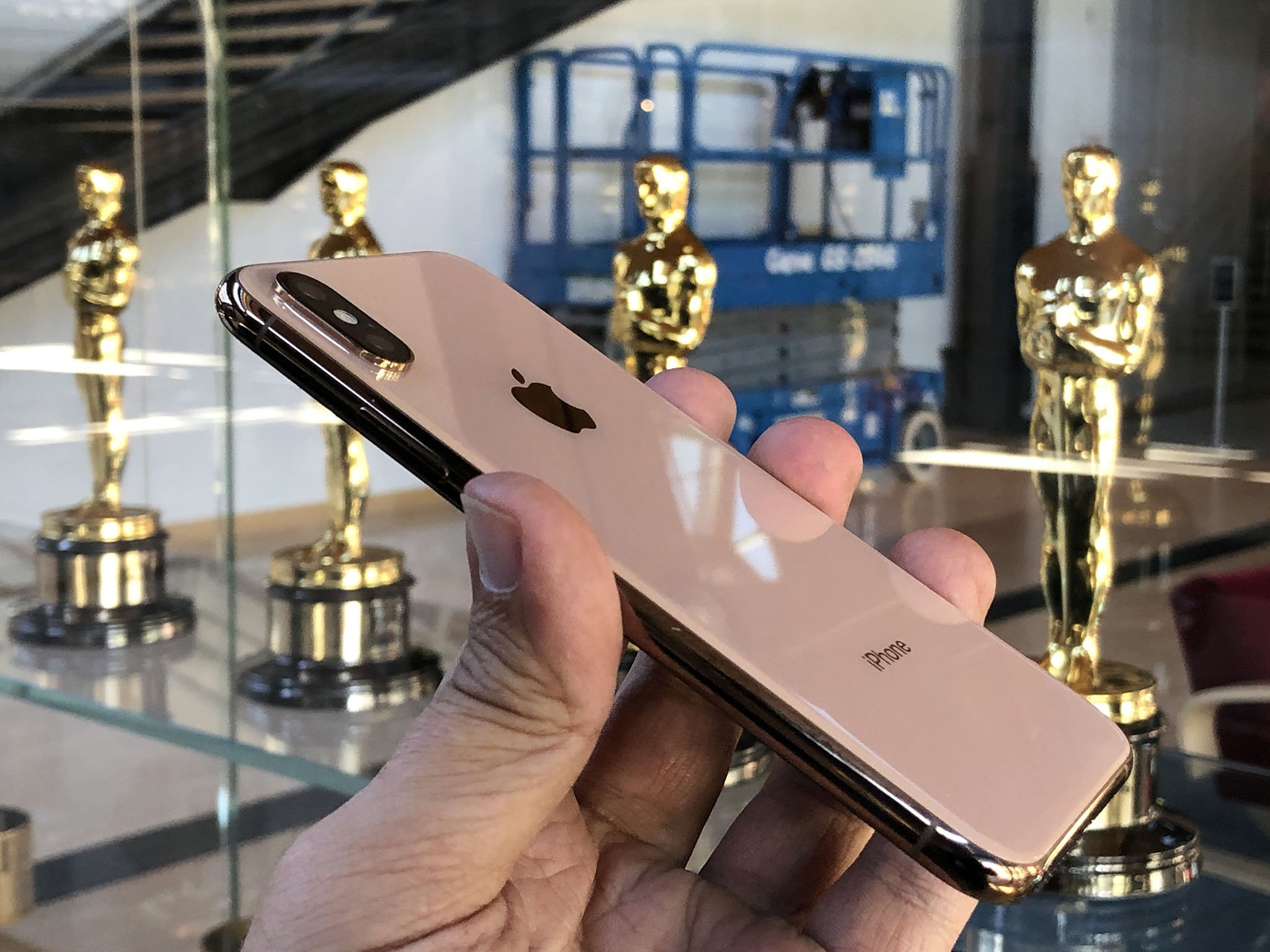 iPhone XS and XS Max Review: Bigger, faster, gold-er, better