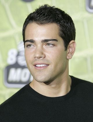 Jesse Metcalfe: 'I don't miss Housewives'