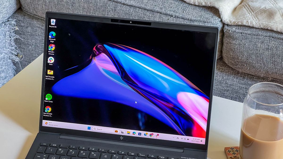 HP Dragonfly G4 review: the perfect travel laptop for professionals ...