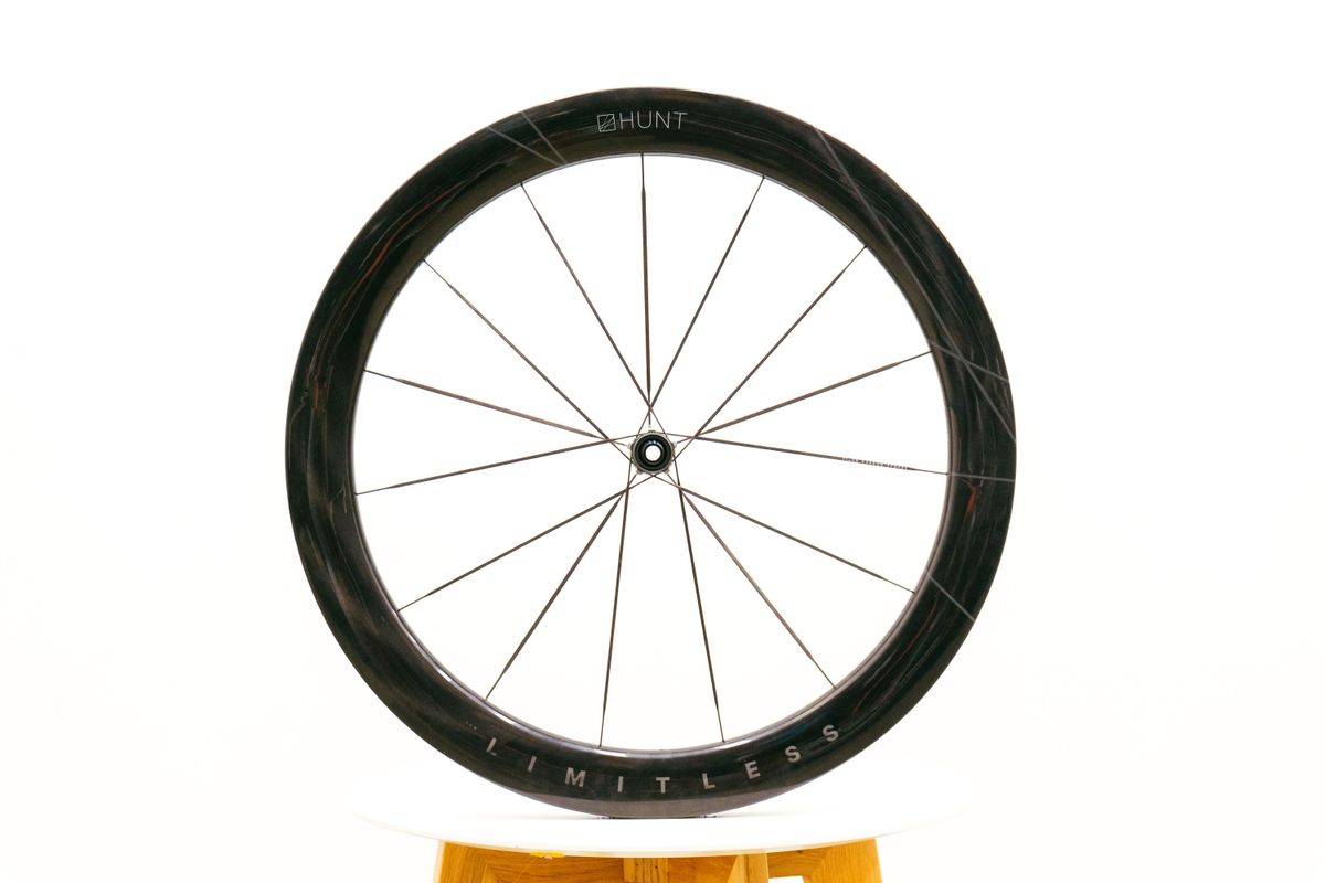 Hunt Limitless 5AM Carbon Spoke