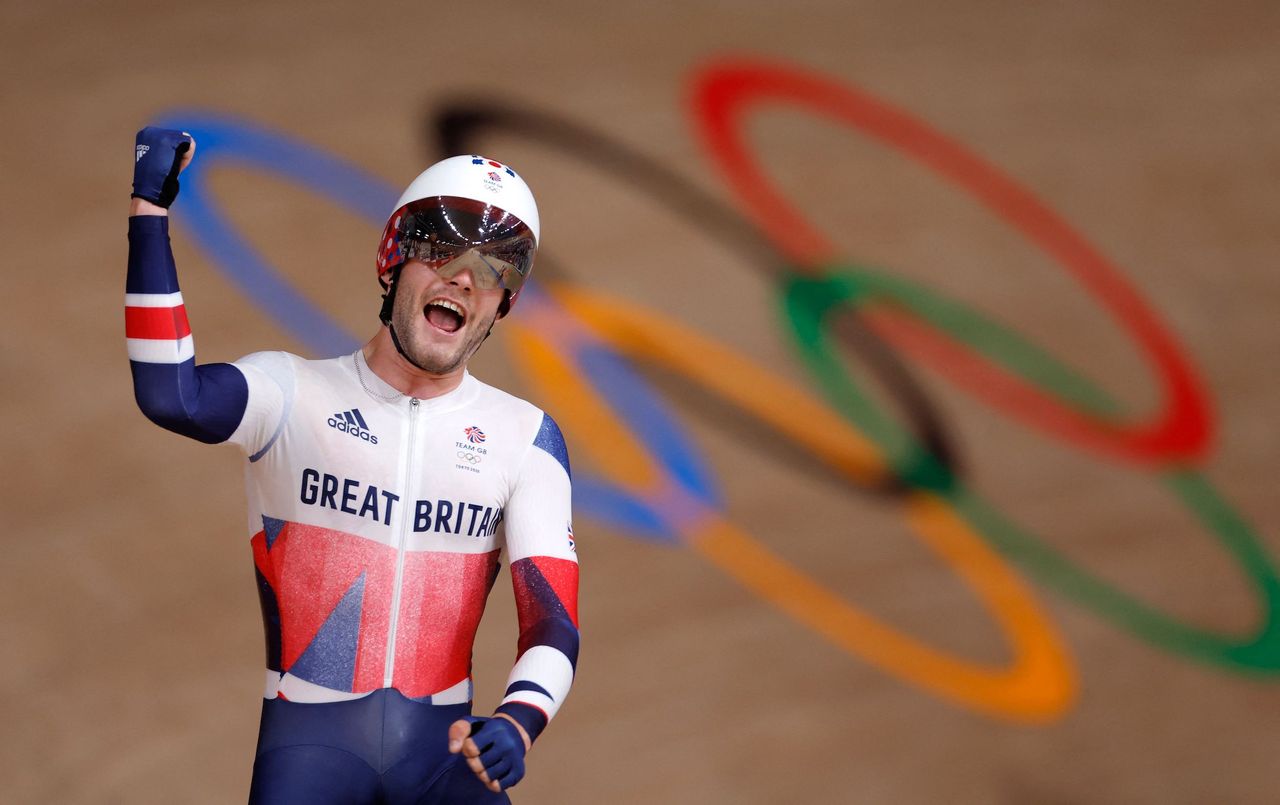 Matt Walls wins Team GB&#039;s first track cycling gold of the Tokyo 2020 Olympic Games