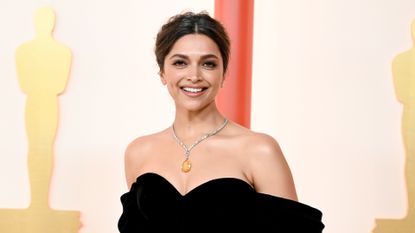 Deepika Padukone on the Oscars Red Carpet 