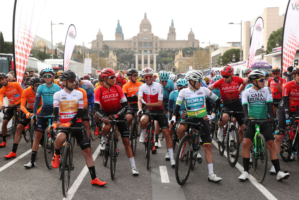 BARCELONA SPAIN MARCH 27 LR Mikel Bizkarra Etxegibel of Spain and Team Euskaltel Euskadi red mountain jersey Nairo Alexander Quintana Rojas of Colombia and Team Arka Samsic Jos Herrada Lopez of Spain and Team Cofidis and Sergio Andres Higuita Garcia of Colombia and Team Bora Hansgrohe green leader jersey during the 101st Volta Ciclista a Catalunya 2022 Stage 7 a 1387km stage from Barcelona to Barcelona VoltaCatalunya101 WorldTour on March 27 2022 in Barcelona Spain Photo by Gonzalo Arroyo MorenoGetty Images