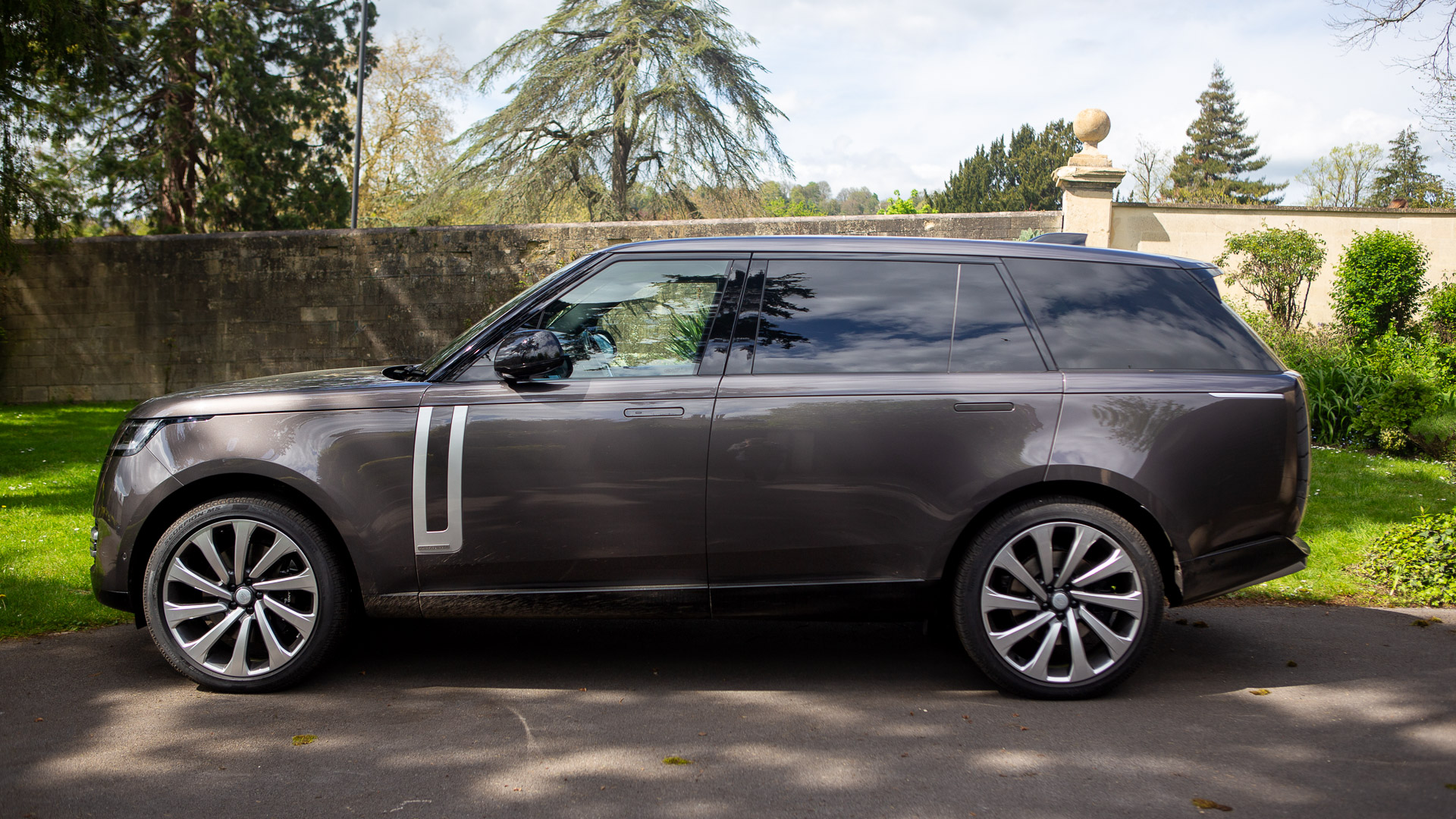 Range Rover LWB P530