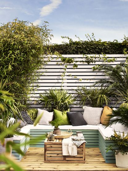 20 small garden decking ideas – clever designs for tiny spaces with