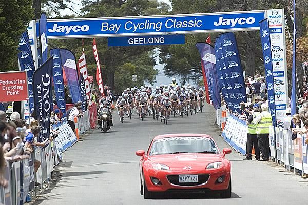 The lead-car from Mazda escorts the womens' field around Eastern Gardens in Geelong for stage one of the Jayco Bay Classic Series.