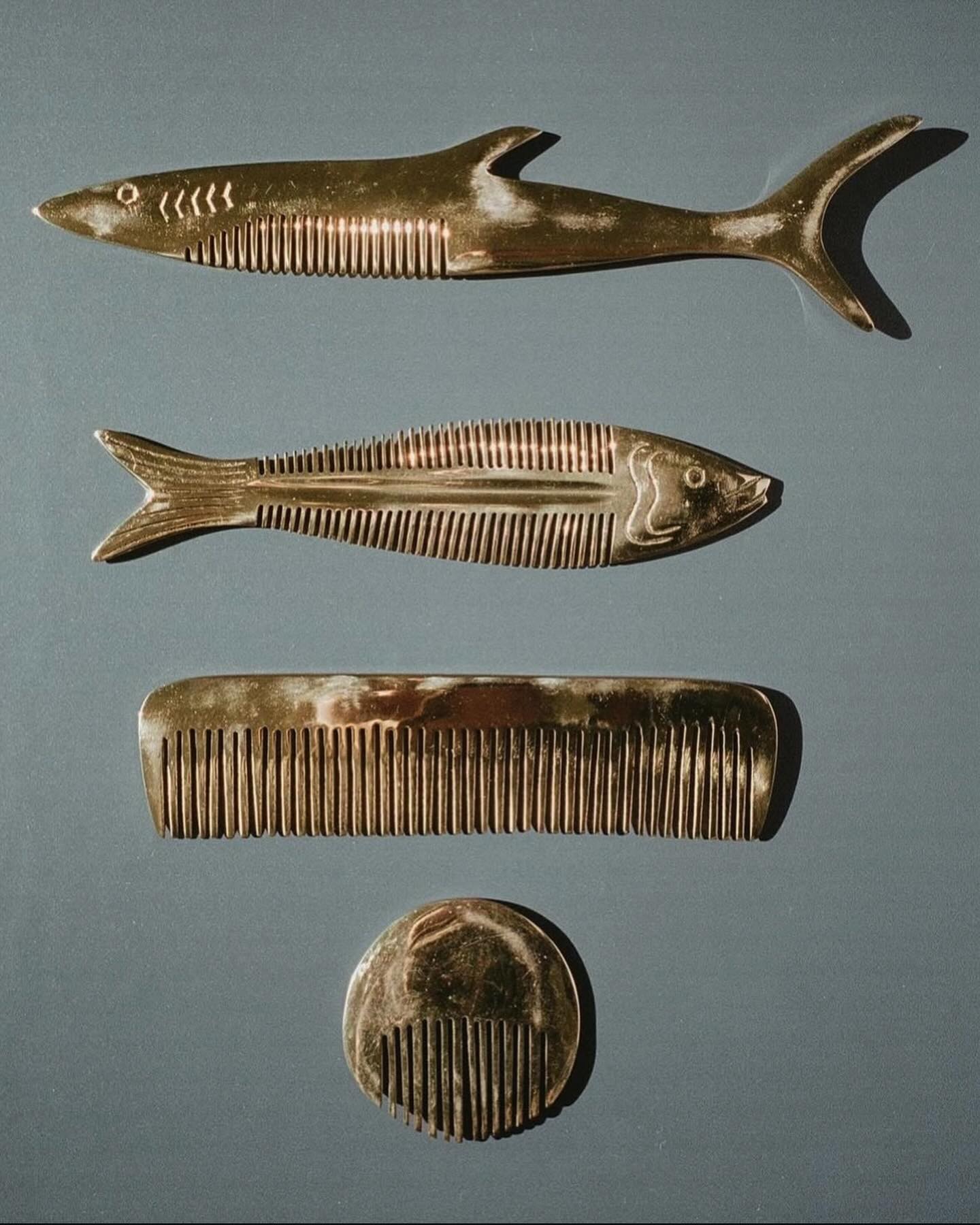 Fish combs and pins.