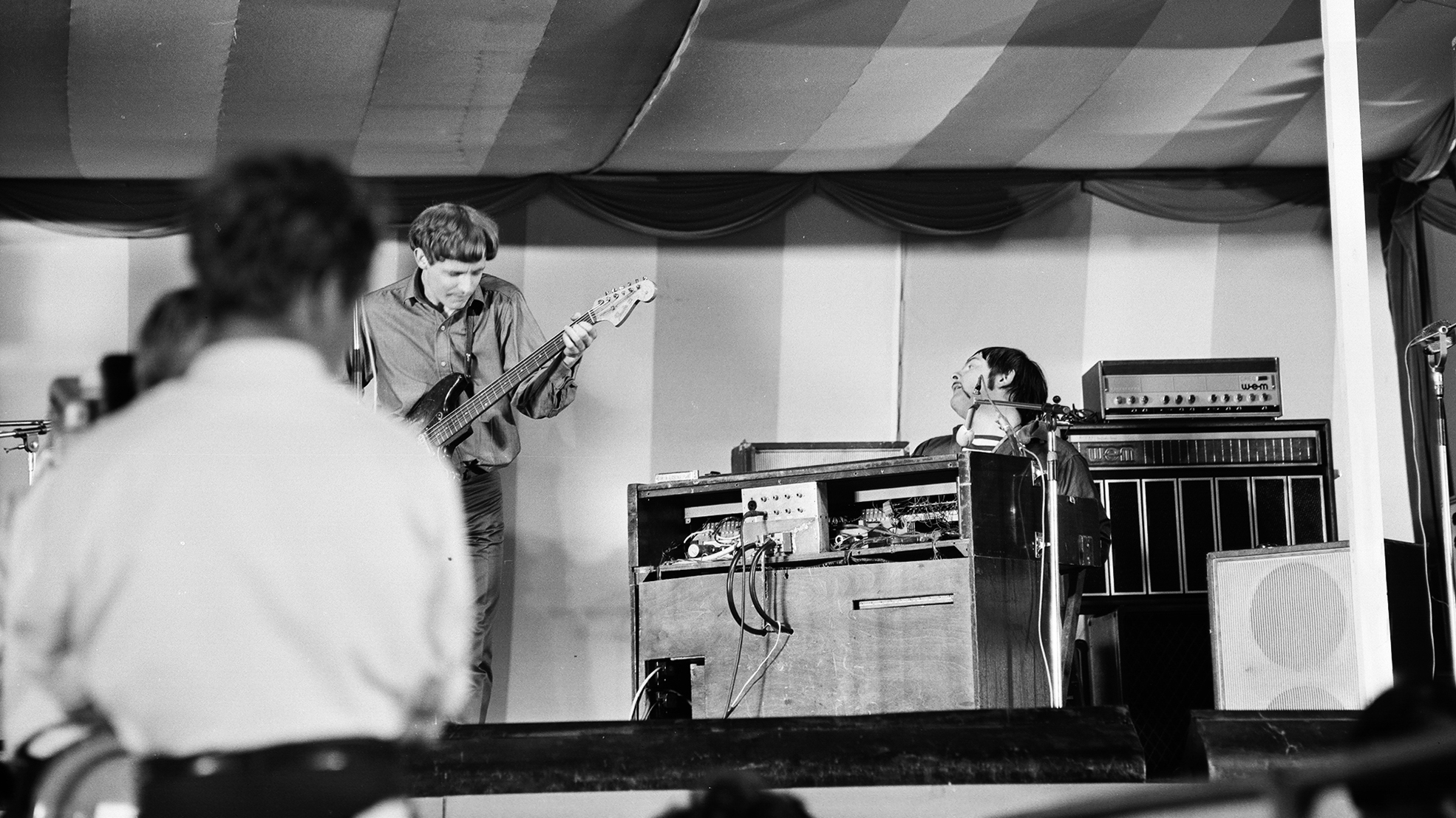 Jack Bruce and Graham Bond perform on stage with the Graham Bond Organisation at the National Jazz and Blues Festival, Richmond, United Kingdom, 7th August 1965.