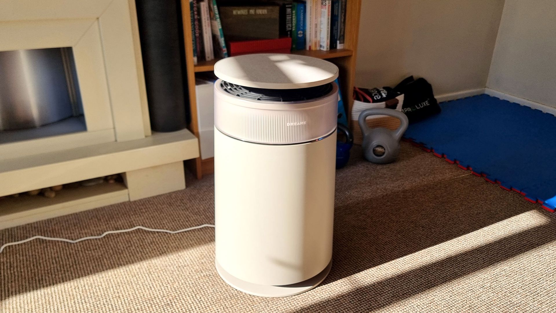 a picture of the Dreame FP10 Air Purifier standing in the middle of a living room