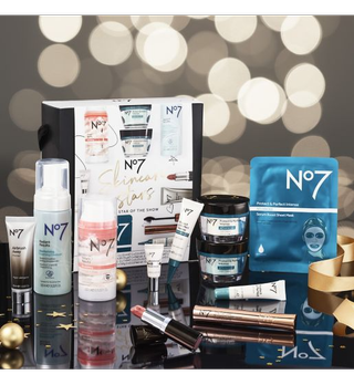 No7 Skincare Stars THE STAR OF THE SHOW Christmas Gift Set from Boots