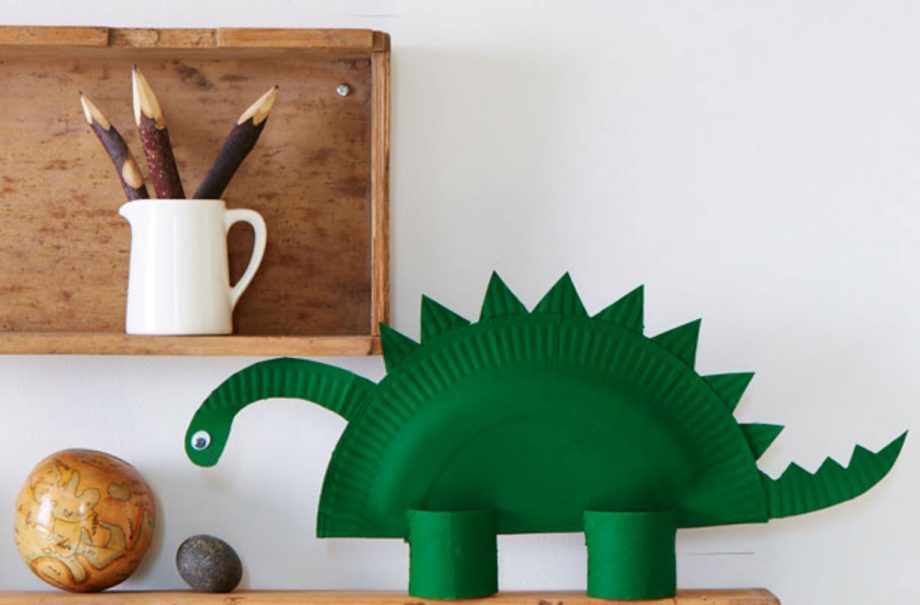 Easy crafts for kids illustrated by dino paper plates